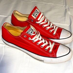Converse Chuck Taylor all Star Red Shoes size 11